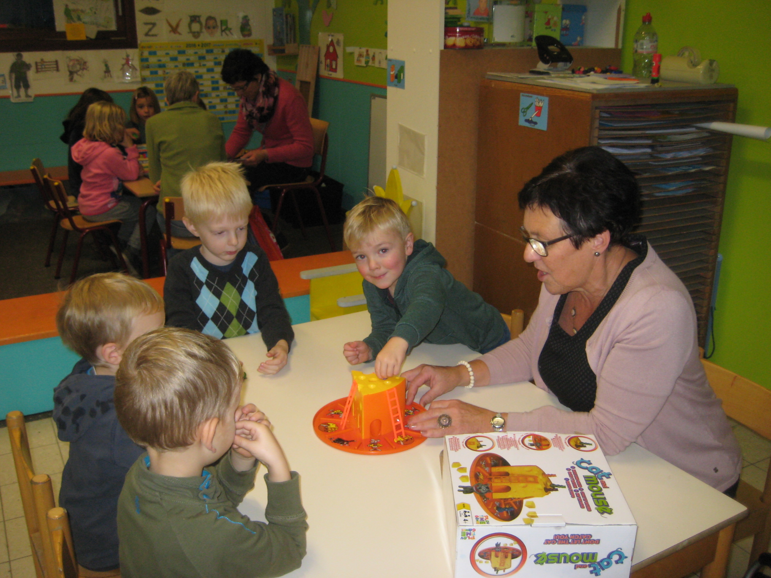 grootouders op bezoek in de klas van juf Ellen